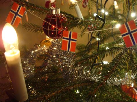 traditional christmas decorations in norway